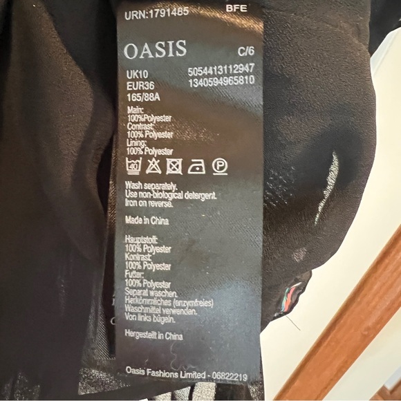 Oasis NWT Womens Size 4 Vibrant Tiered Pleated Floral & Flirty Mini Skirt - Picture 9 of 14